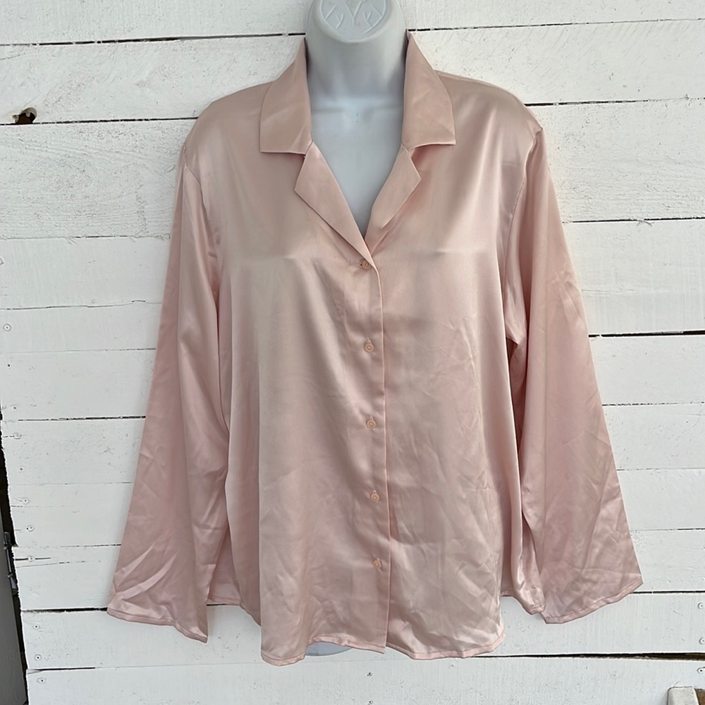 Victoria’s Secret Sleep Shirt NWT Size L